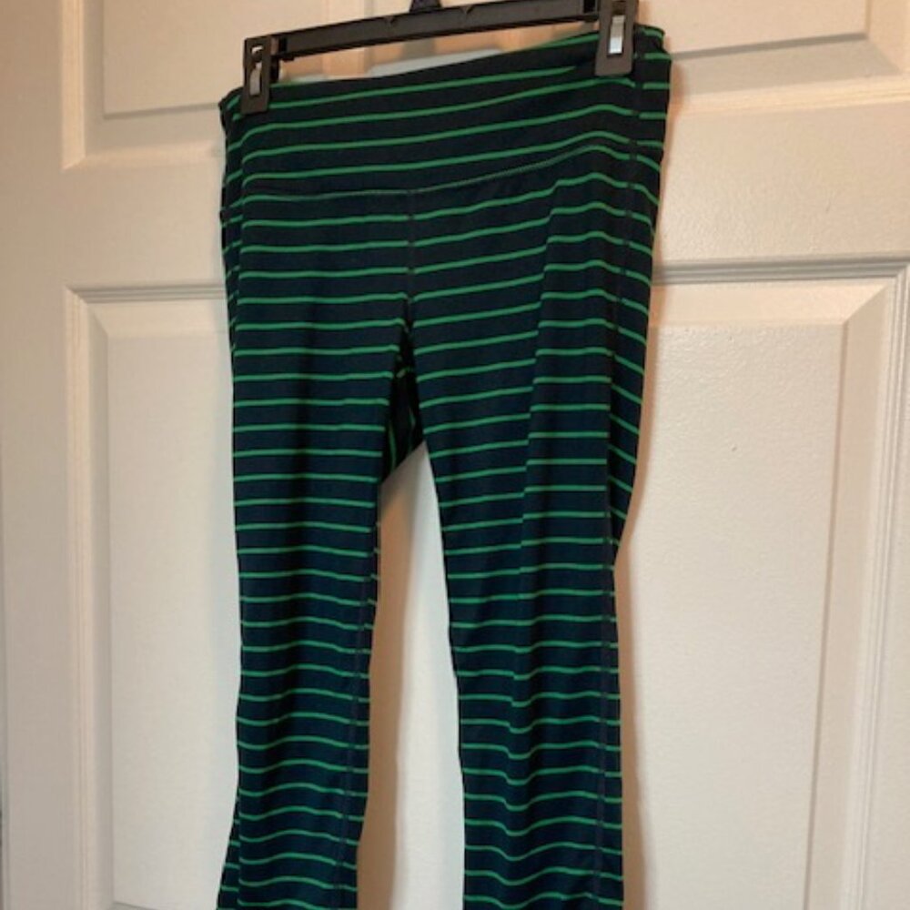 Athleta Capri Leggings Black/Green Stripe EUC Med